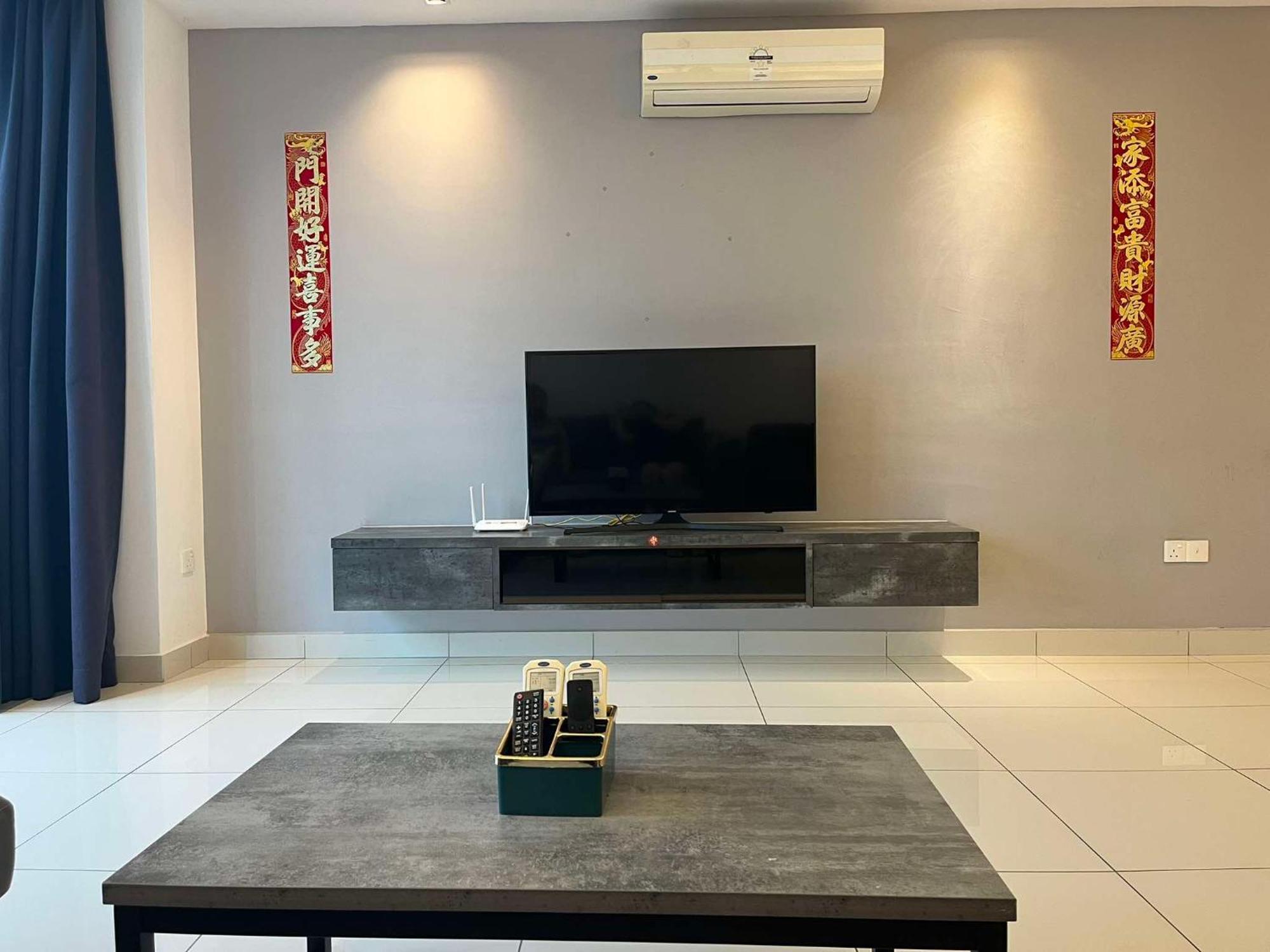 Luxury Seaview Bathtub 2 6 Pax Near Straits Quay Marina Mall 豪华海景双房浴缸公寓 Homestay *