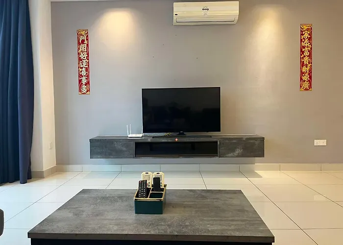 Luxury Seaview Bathtub Condo 2 Rooms 6 Pax Near Straits Quay Marina Mall 豪华海景双房浴缸公寓