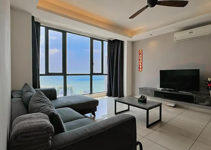 Luxury Seaview Bathtub Condo 2 Rooms 6 Pax Near Straits Quay Marina Mall 豪华海景双房浴缸公寓
