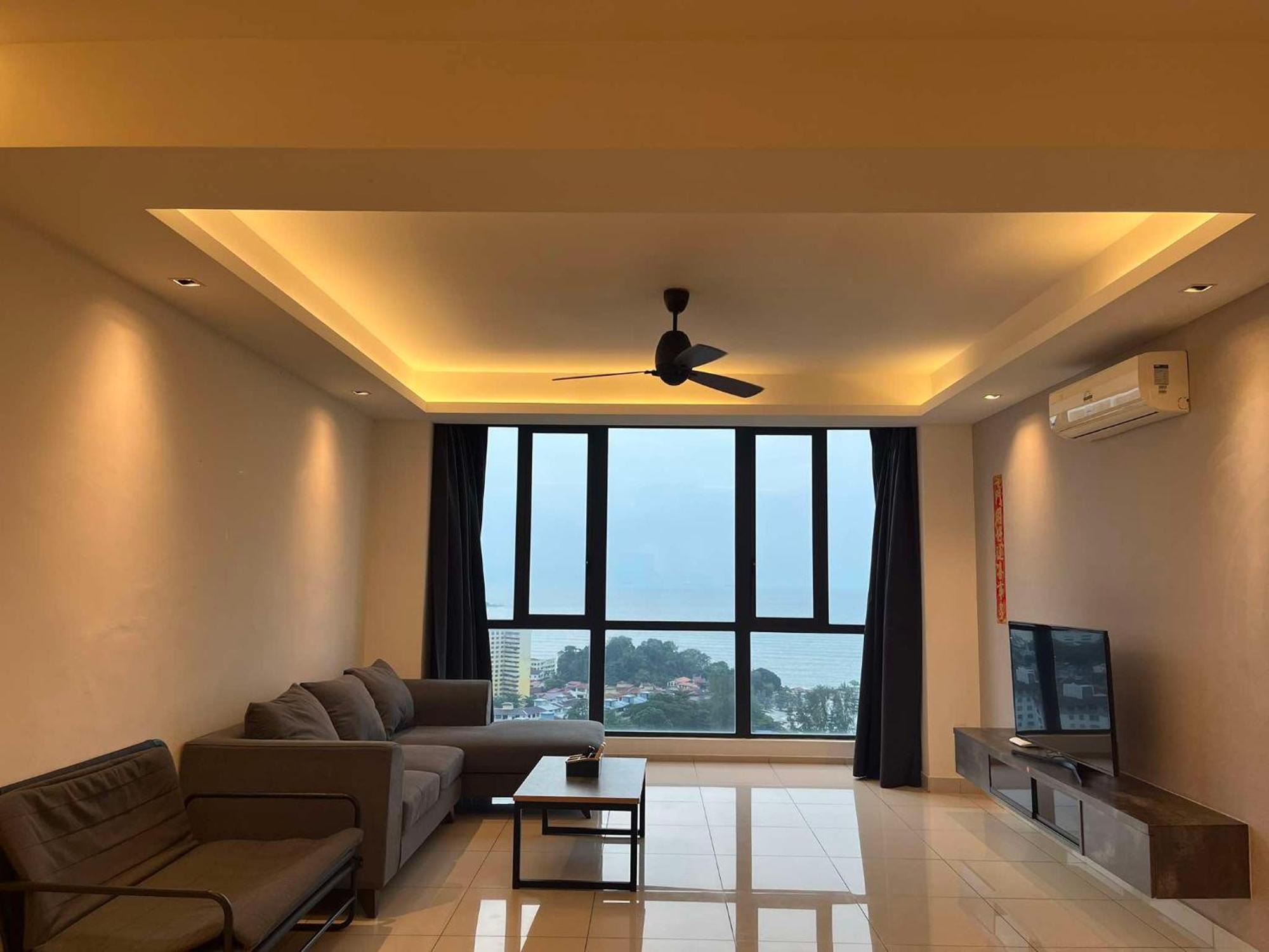 Luxury Seaview Bathtub 2 6 Pax Near Straits Quay Marina Mall 豪华海景双房浴缸公寓 *